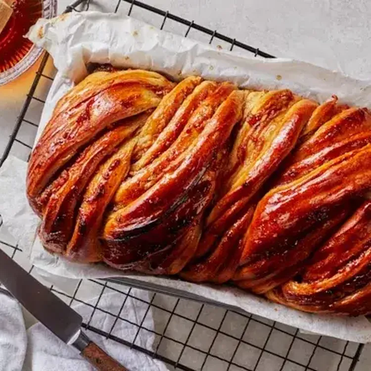 Spiced Apple Babka 600x400 jpg itok Tt VKQ6 XQ