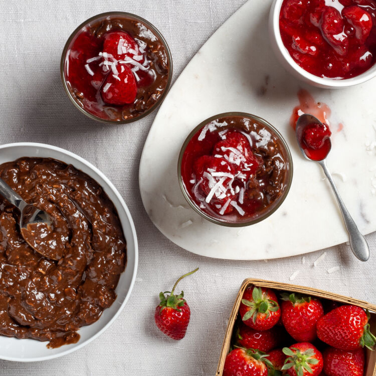 Strawberry Compote Overnight Oats