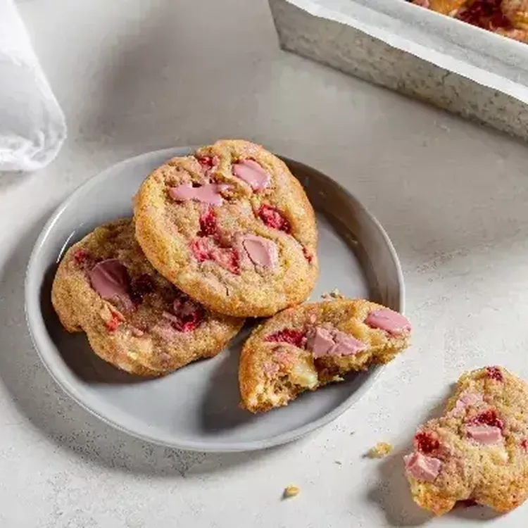 Strawberry Ruby Chocolate Cookies 600x400 jpg itok UR01w8 KZ