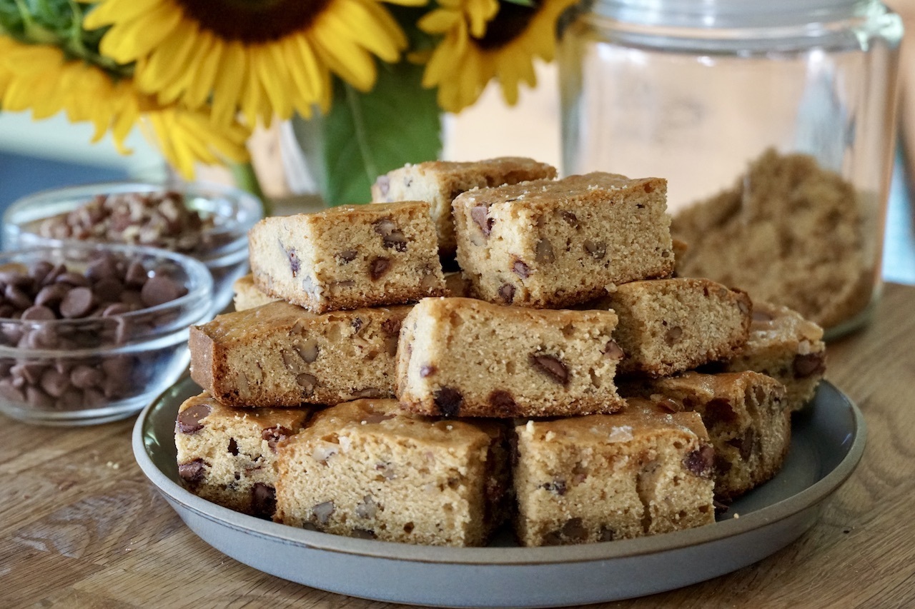 Brown_Butter_Blondies_portrait.jpg