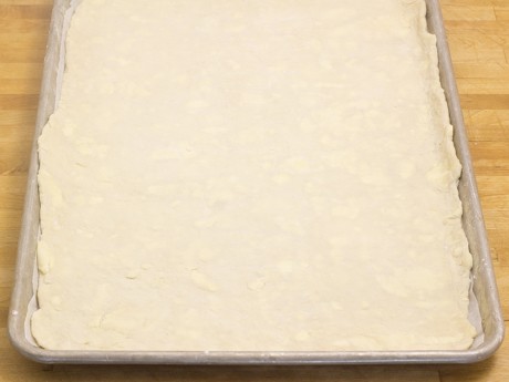 Rolling thinly puff pastry