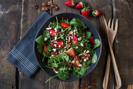 Strawberry Spinach Salad with Balsamic Vinaigrette