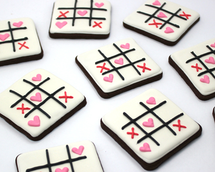 How to decorate “Tic Tac Toe” Cookies
