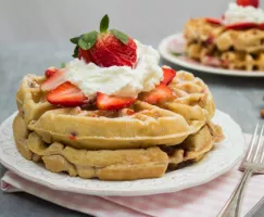 Wonderfully Light & Fluffy Waffles