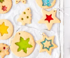 Lemon and ginger window cookies