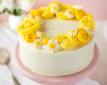 Flower_Wreath_Cake_landscape_hero_web-1.jpg