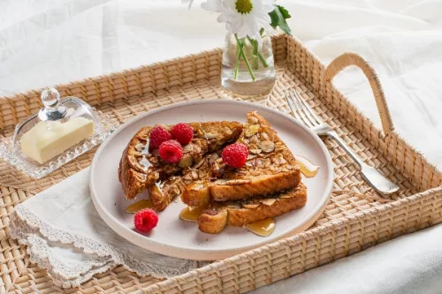 Oat_Almond_French_Toast_600x400.jpg