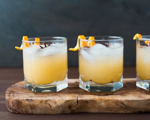 Spiced Vanilla Pear Cocktail